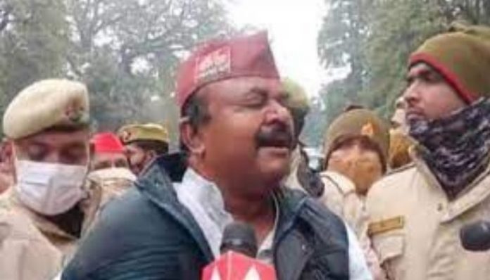 SP worker attempts self-immolation outside party office at Lucknow.