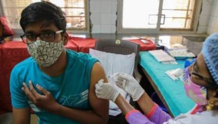 Over 41 lakh children in 15-18 age group get Covid vaccine on Day 1, Madhya Pradesh and Gujarat top