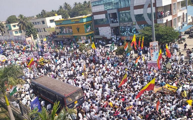 Karnataka: Congress suspends Mekedatu padayatra after High Court slammed state govt for not stopping “super spread” event and BBMP cancelled permission