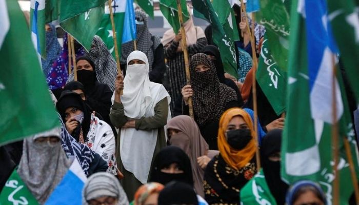 Jamaat-e-Islami women in Pakistan extend support to hijab girls in Karnataka, equate uniform dress code to ‘extremism’