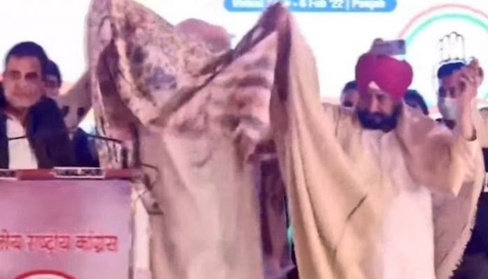 Punjab Lok Congress mocks Navjot Singh Sidhu
