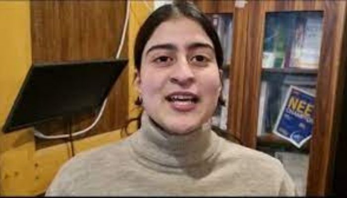 Muslim student who topped class 12 exam in Kashmir gets death threats from Islamists for not wearing Hijab