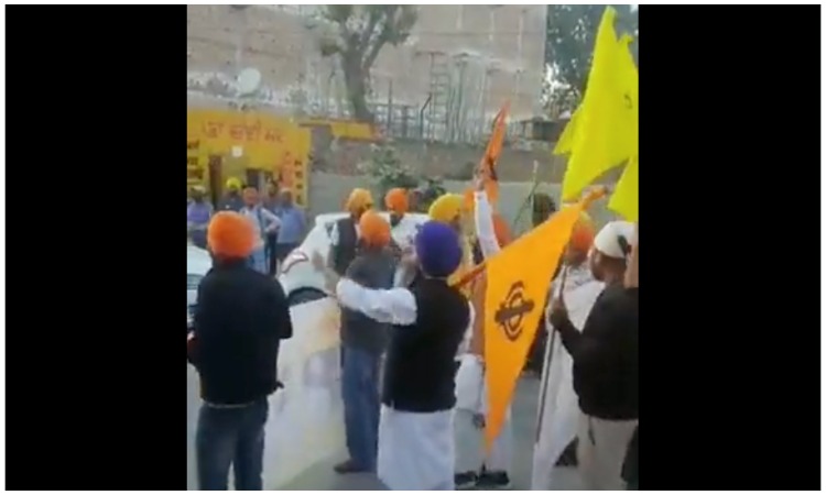 ‘Khalistan Zindabad’ slogans raised in the presence of Punjab police in Bathinda: Read full details