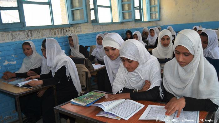 Afghanistan: Taliban orders closure of girls’ schools hours after reopening
