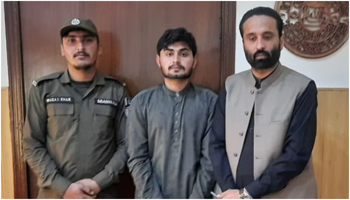 Pakistan: Shahzaib Khan kills his 7-days-old daughter because he wanted a baby boy, arrested