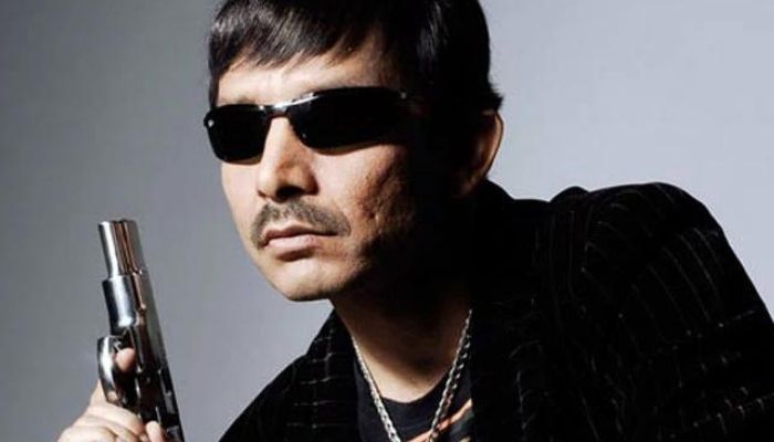 Oscars slapgate: When Kamaal R Khan(KRK) lost his cool after being awarded the ‘Golden Balti Award’ at Zee function