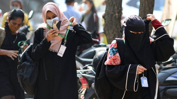 Karnataka: Education Department issues circular making uniforms mandatory for SSLC exams