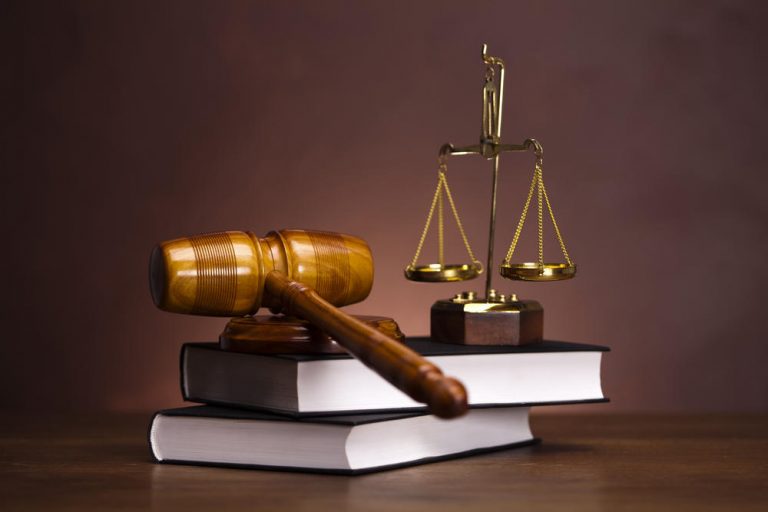 Snare the fundamentalists, spare the fundamentals, but what about the Constitution