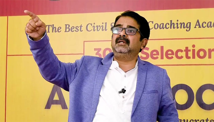 ‘World was in darkness, Islam brought the light, 9/11 was Osama’s great achievement’: UPSC coach instructing students in class