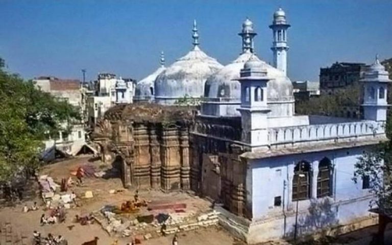 Gyanvapi Mosque management committee defies Court, refuses to allow videography inside the mosque as per court directive