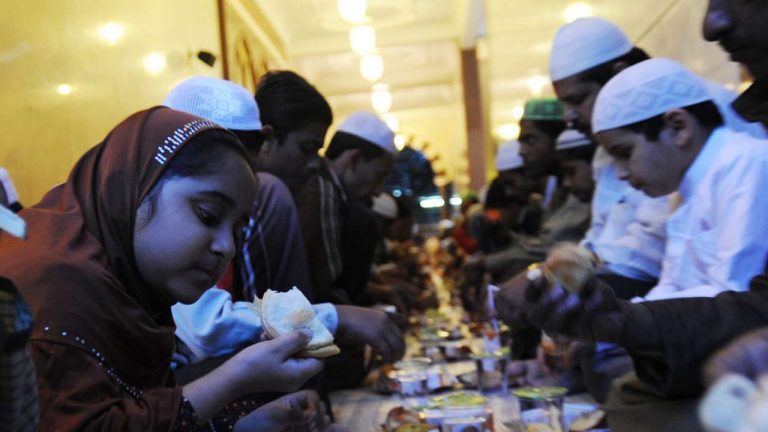 Ancient Hindu temple in Gujarat’s Banaskantha invites local Muslim residents including local maulana to offer namaz, break Ramzan fast
