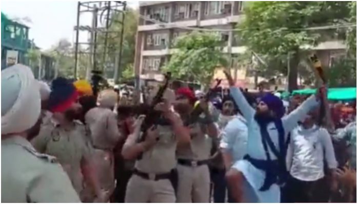 Khalistanis do bhangra as police fire in the air to control mob in Patiala