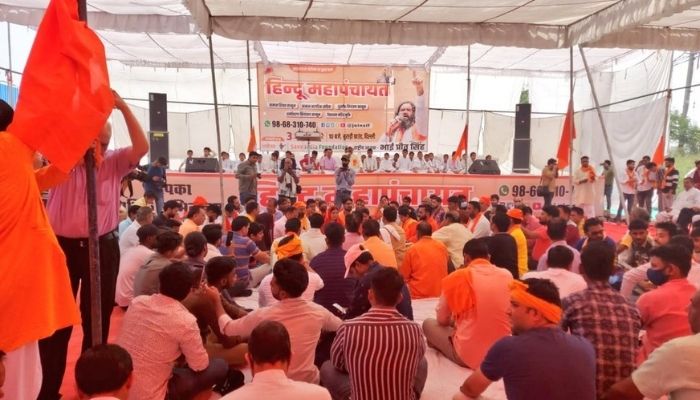 No Muslim reporters detained at Hindu Mahapanchayat, Delhi Police clarify they sat in PCR van out of free will to evade crowd