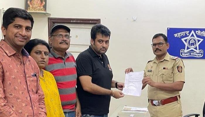 Maharashtra: Kashmiri Hindu activist detained by police for seeking permission to attend a propaganda program against The Kashmir Files, released after hours