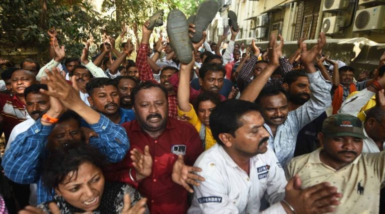 Maharashtra: Protesting State Transport workers pelt stones and slippers at Sharad Pawar’s residence