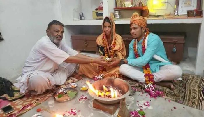Bareilly: Christian boy and Muslim girl undergo gharwapsi, marry each other as per Hindu rituals