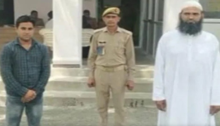‘Started talking about living with Jamaatis’: UP Maulvi and his aide arrested for attempting to convert a Hindu man into Islam