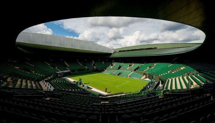 Russian and Belarusian players banned from Wimbledon, British events