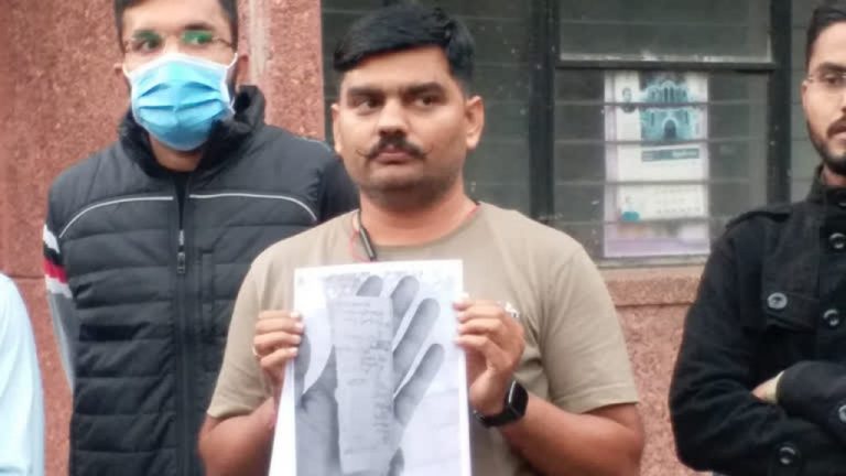 Gujarat: AAP leader Yuvrajsinh Jadeja sent to judicial custody for assaulting policemen