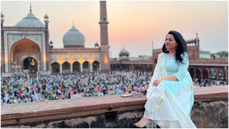Arfa Khanum claims Islam permits Muslim women to enter mosques to offer Namaz, gets called out for ‘misinformation’ by fellow Muslims