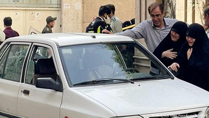 10 years after allegedly orchestrating an attack on an Israeli diplomat in India, Iranian Colonel assassinated outside his Tehran home
