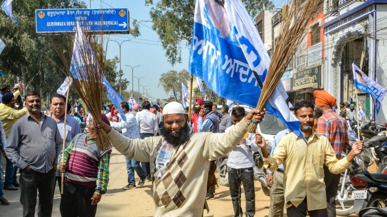 Gujarat: Aam Aadmi Party leader arrested with 8 others for obstructing development work in Jamnagar