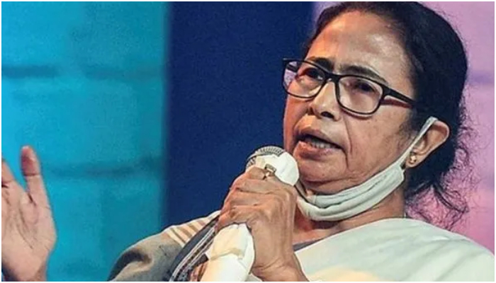 After blaming the 14-year-old Nadia rape and murder victim, Mamata Banerjee again tries to blame UP for victim shaming