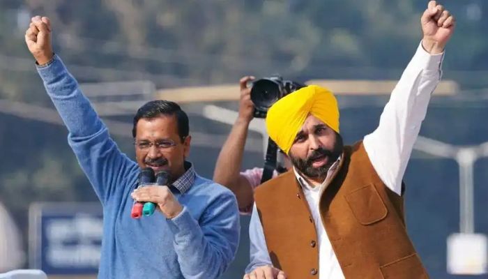 AAP criticises BJP’s demolition drive against illegal encroachment in Delhi, supports the same in the State of Punjab