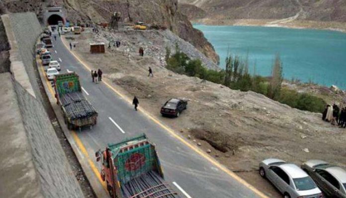 More than 30 Chinese companies threaten to shut operations in Pakistan