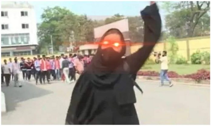 Muskan Khan, who had got iPhone and huge cash gifts for shouting 'Allahu Akbar' in college has gone to Saudi Arabia