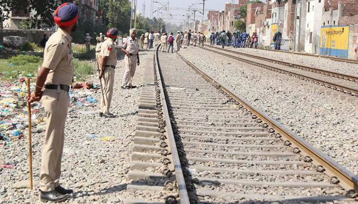 Intelligence Agencies issue alert over Pakistan’s ISI-sponsored terror attacks on railway tracks in India