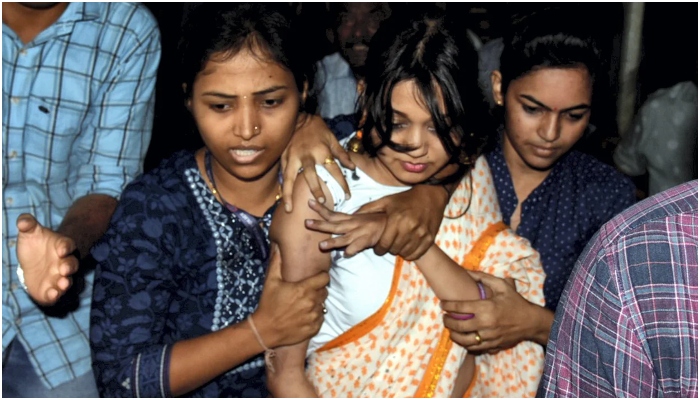 Maharashtra: Explanation sought from police officers for applying scrapped sections against actress Ketaki Chitale