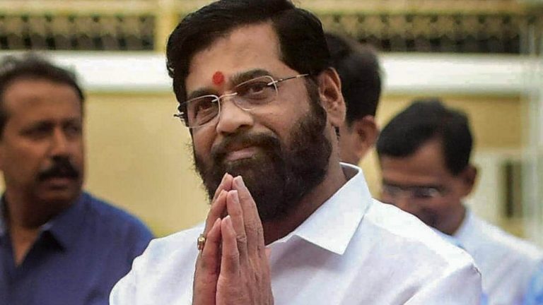 Greet with ‘Vande Mataram’ not ‘hello’: Maharashtra govt issues circular for officials