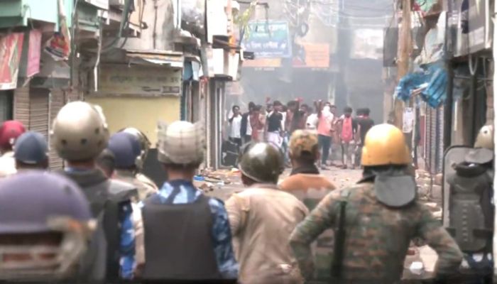 West Bengal: Violence over ‘blasphemy’ continues for third day, stones pelted on police in Howrah ignoring section 144, CM Mamata Banerjee blames BJP