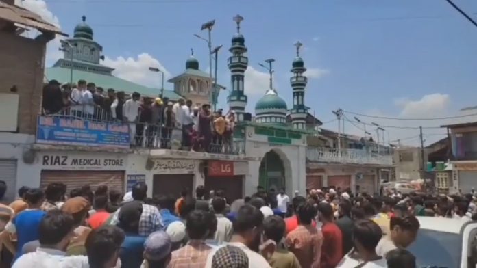 Hindus cow piss drinkers, Nupur Sharma will be beheaded: Viral video from Masjid in Jammu