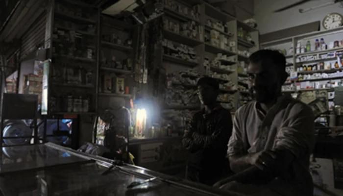 As power crisis grips Pakistan, government declares ‘energy emergency’, businesses in Islamabad to close at 9 PM