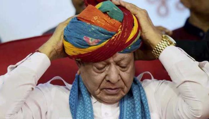 The Resort Politics OG: When Shankersinh Vaghela in Gujarat pulled off the biggest coup with help from Congress