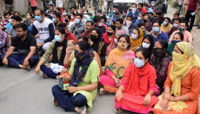Employees of PM Package to be relocated to safer locations in Kashmir