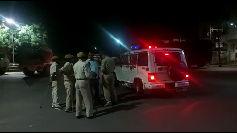 Gujarat: Illegal construction near a dargah sparks communal clash in Borsad, 4 policemen among the injured in the stone-pelting
