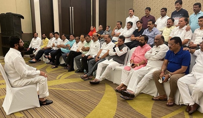 37 Shiv Sena MLAs write to Maharashtra deputy speaker reaffirming Eknath Shinde as leader of legislative party, names new chief whip