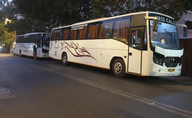 Shiv Sena MLAs shifted to a hotel in Mumbai ahead of the Rajya Sabha polls