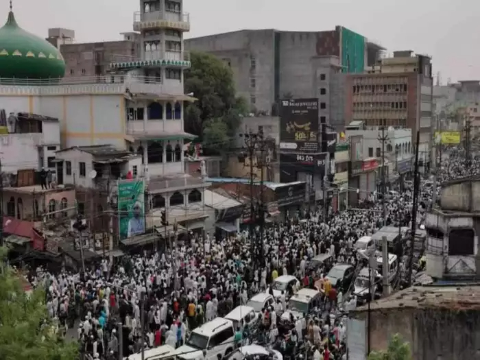 Jharkhand: Violent protests by Islamists in Ranchi over Nupur Sharma’s remarks, Police officer injured in stone-pelting, curfew imposed