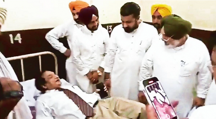 IMA seeks resignation of Punjab Health Minister after he forces the top surgeon to lie down on dirty hospital mattress