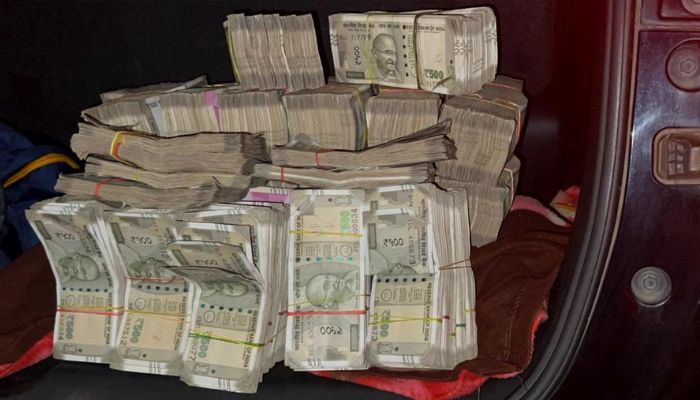 West Bengal: 3 Congress MLAs from Jharkhand nabbed in Howrah with huge amounts of cash