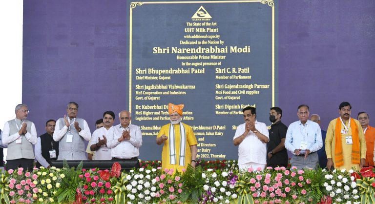 Sahkar thi samruddhi: As PM Modi inaugurated new cooperative dairy plants, read the great success story in cooperative sector in Gujarat
