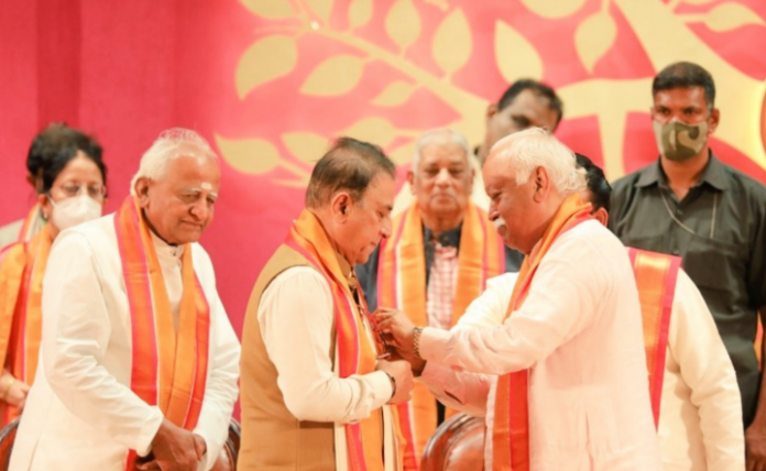 Sunil Gavaskar 'cancelled' for receiving doctorate from the hands of RSS chief Mohan Bhagwat
