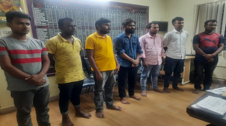 Karnataka: 7 illegal Bangladeshi nationals working at a garment factory arrested in Ramanagara district, fake Indian IDs found