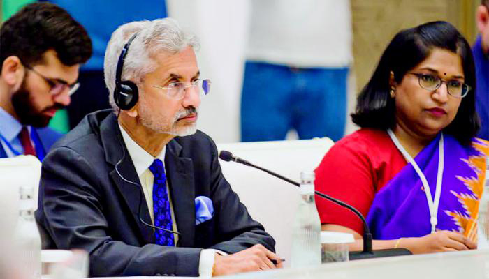 EAM S Jaishankar royally ignores Pakistan foreign minister Bilawal Bhutto even as he throws shade on terrorism in neighbouring country