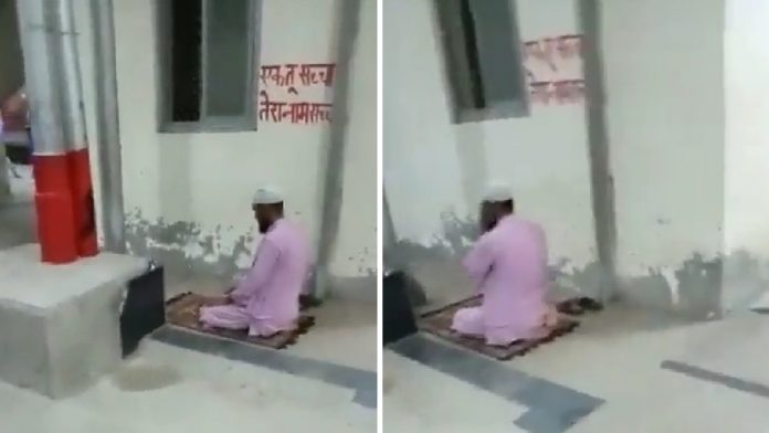Man offers Namaz at Lucknow railway station, Hindu Mahasabha protests