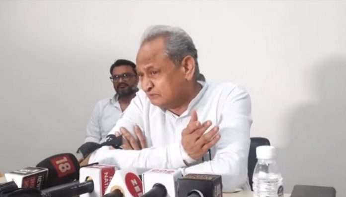 Ashok Gehlot blames imaginary 'hanging law' for increase in incidents of murder of rape victims, except, he is wrong